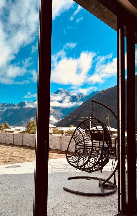 Alpine Escape Kazbegi Villa Ngoại thất bức ảnh