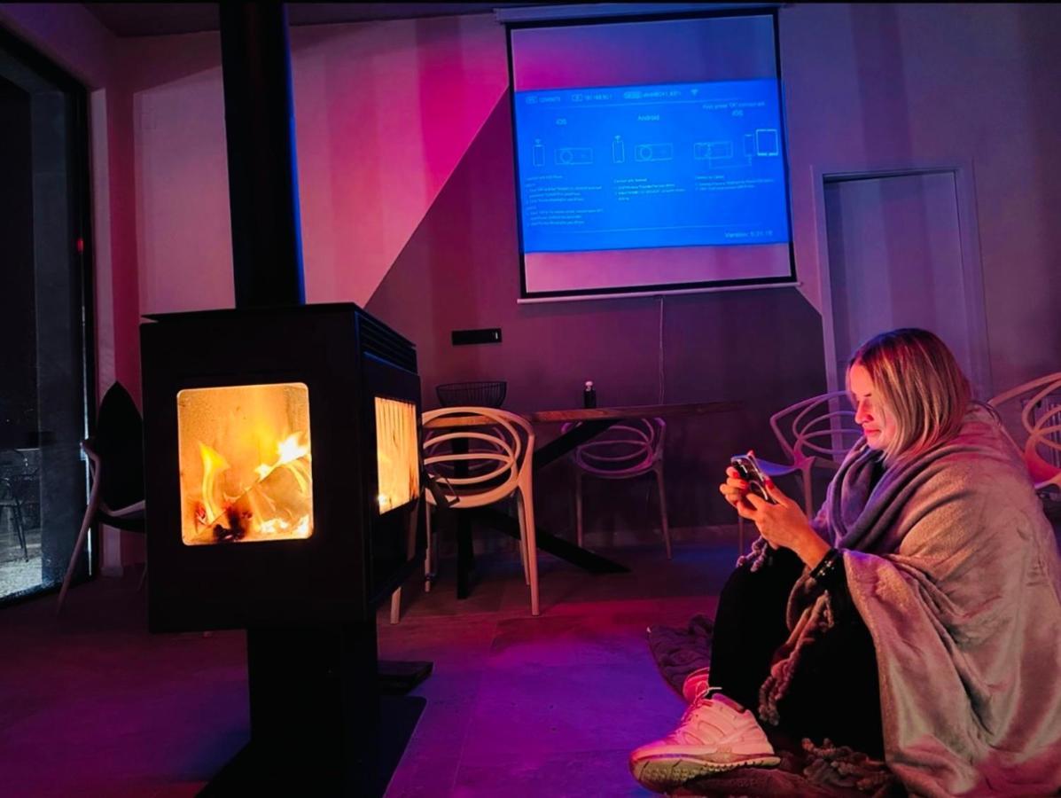 Alpine Escape Kazbegi Villa Ngoại thất bức ảnh