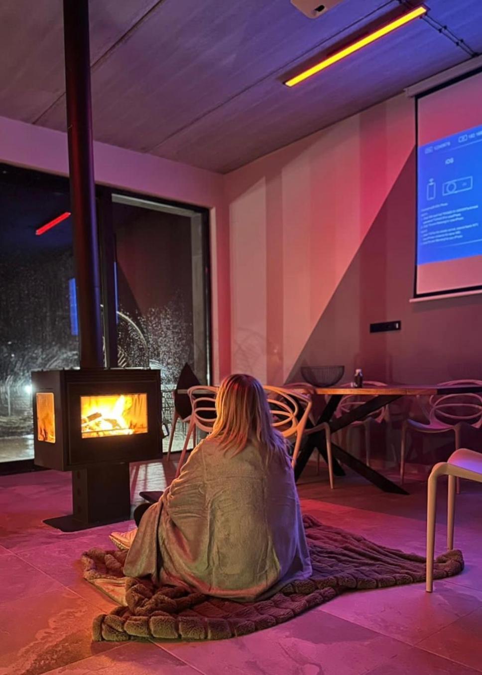 Alpine Escape Kazbegi Villa Ngoại thất bức ảnh