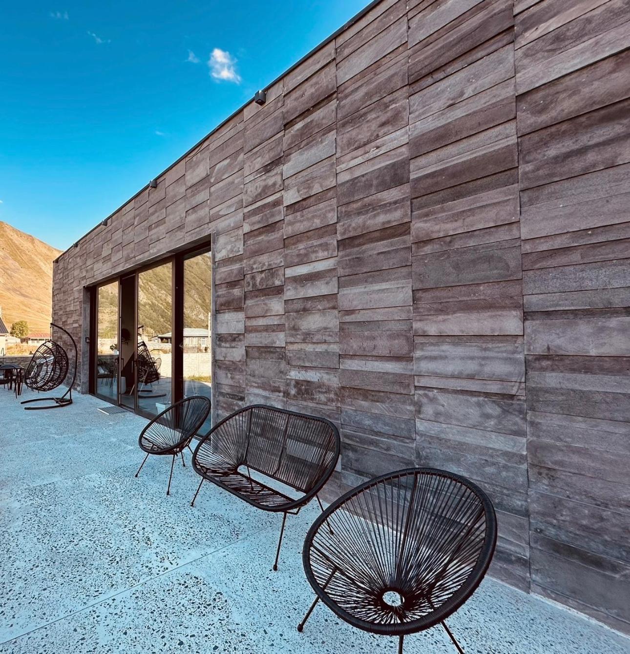 Alpine Escape Kazbegi Villa Ngoại thất bức ảnh